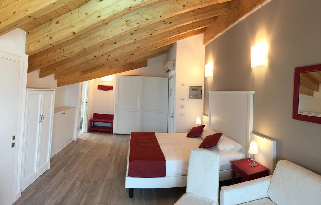 Hotel Resort Le Vele Domaso Room photo