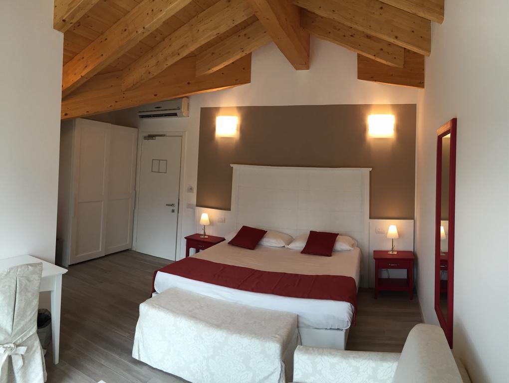 Hotel Resort Le Vele Domaso Room photo