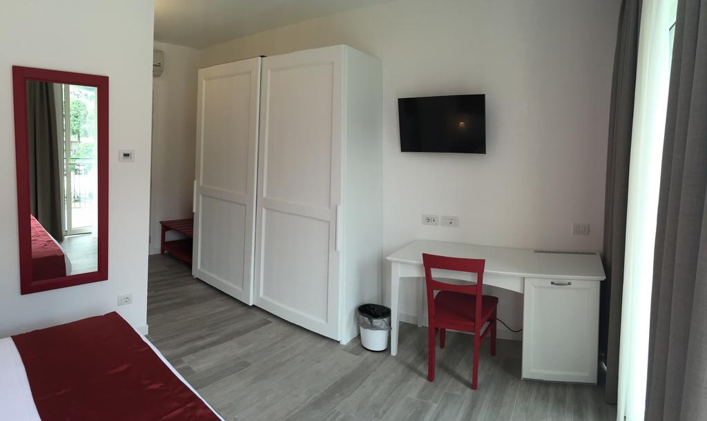 Hotel Resort Le Vele Domaso Room photo