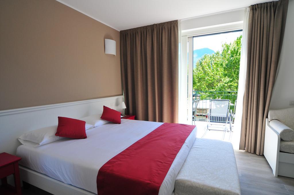 Hotel Resort Le Vele Domaso Exterior photo