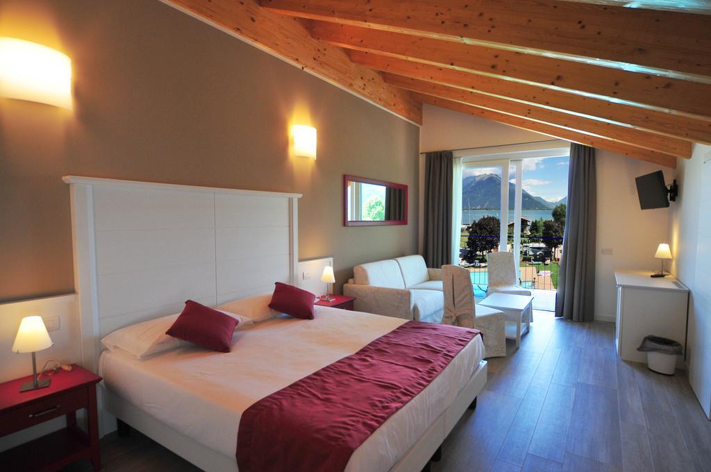 Hotel Resort Le Vele Domaso Room photo